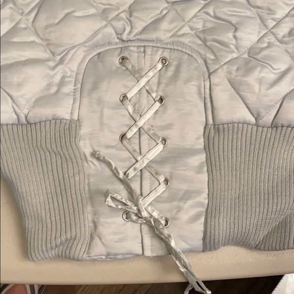 NWT Frosty Blue Quilted Cropped Winter Jacket - Picture 5 of 8